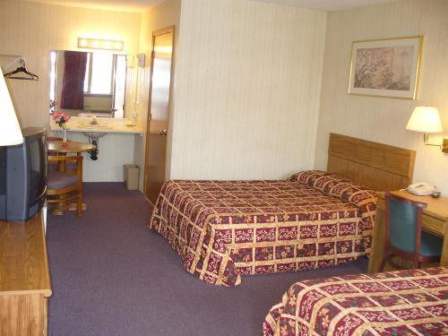 Sterling Inn Near Iag Airport Niagara Falls Room photo